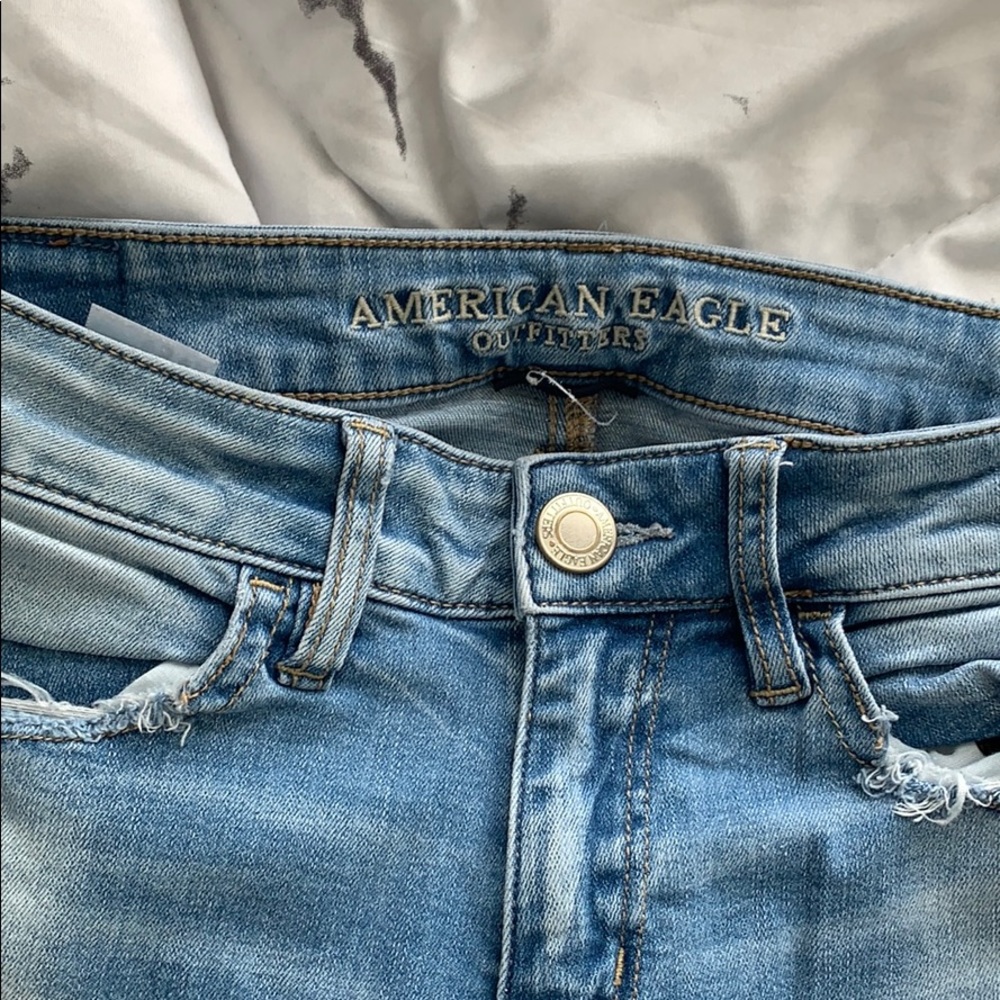 American eagle ripped skinny jeans